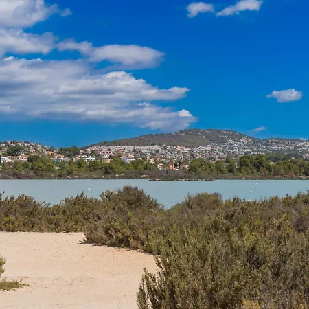 Vila Costablancadreams White Flamingo In